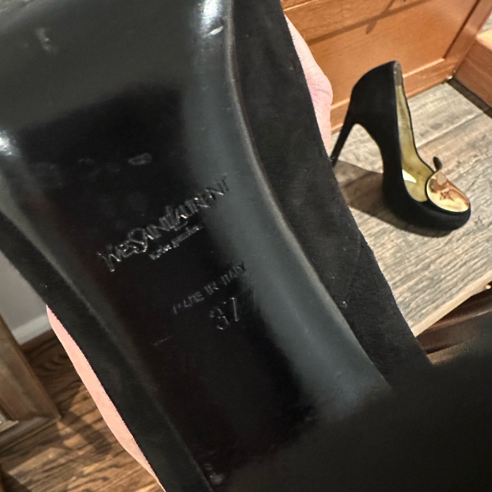 Yves Saint Laurent Black Suede Catherine Pumps - Picture 3 of 7